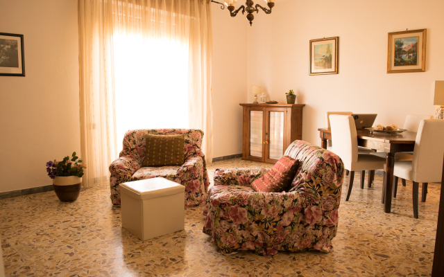 Cav Costa Degli Etruschi Apartments