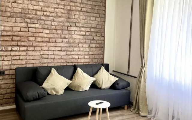 Green Studiya Ryadom S Zamkom Ot Seti Cityrent Apartments