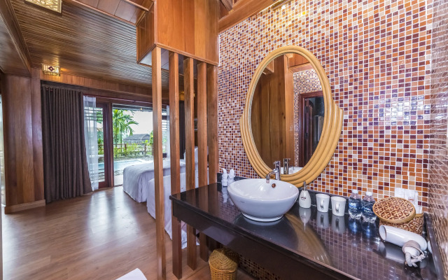 Sankofa Village Hill Resort and Spa Hotel