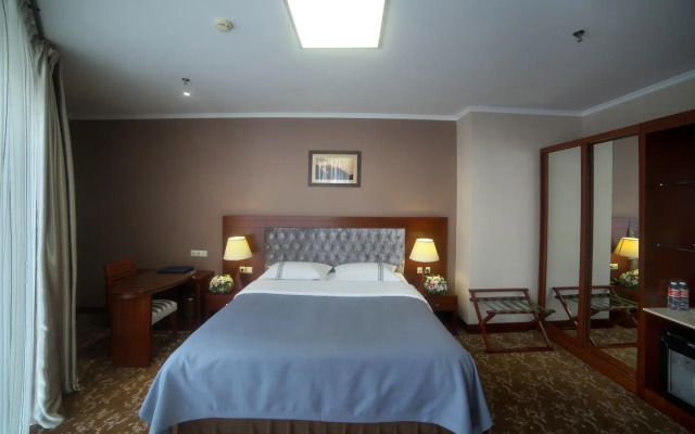 Grand Voyage Hotel