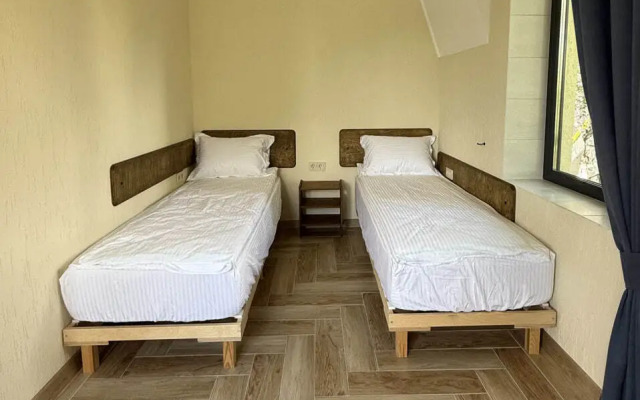 Na Shakhtyorov 28 (6) Private House
