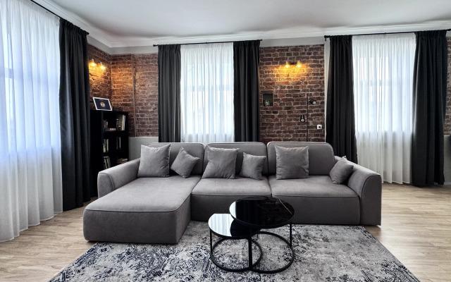 Квартира Уютная с видом на реку Мойку