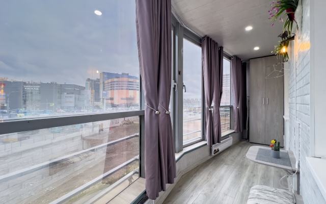 Квартира у Метро и Ладожского Вокзала