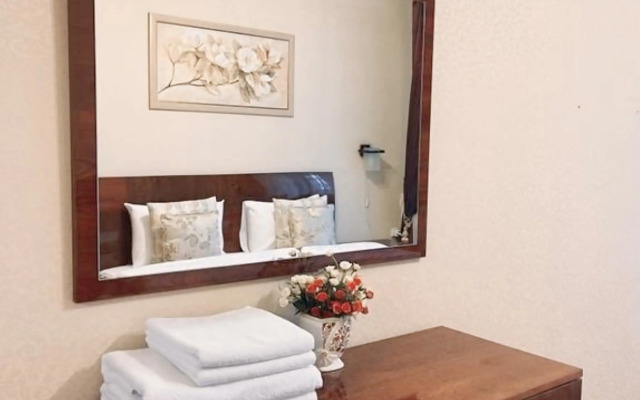 Prostornaya V Tsentre Goroda Flat