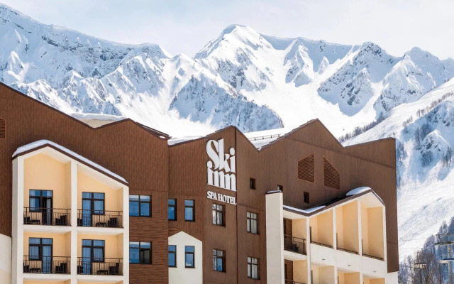Отель Ski Inn SPA Hotel Rosa Khutor