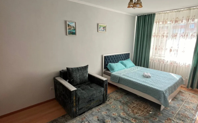 Uyutnaya Kvartira v Tsentre Goroda Flat