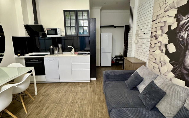 Квартира Студия 40 кв м в центре Эсто-садка