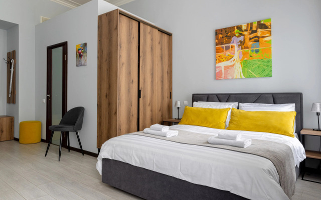 Апартаменты Гриджо с креслом R&B на Рубинштейна