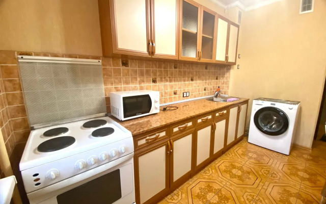 Na Chistopolskoy Flat