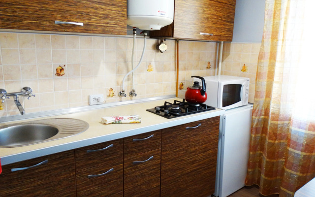 Na Ul Sevastopolskaya 26 Flat