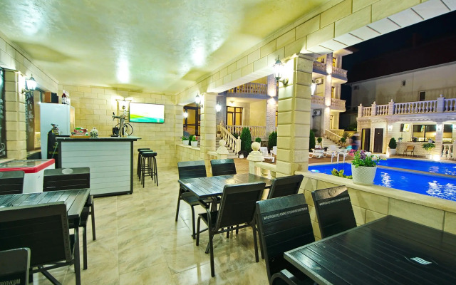 Diva Plaza Hotel