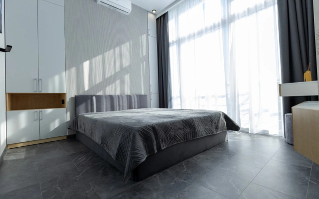 V Yekaterininskom kvartale Flat