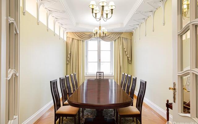 5-komnatnye HomeApart pr-t Nezavisimosti, 13 Apartments