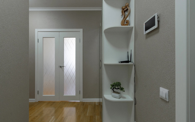 2 Komnatnaya Na Tsentralnoy Naberezhnoy Zaliva Apartment