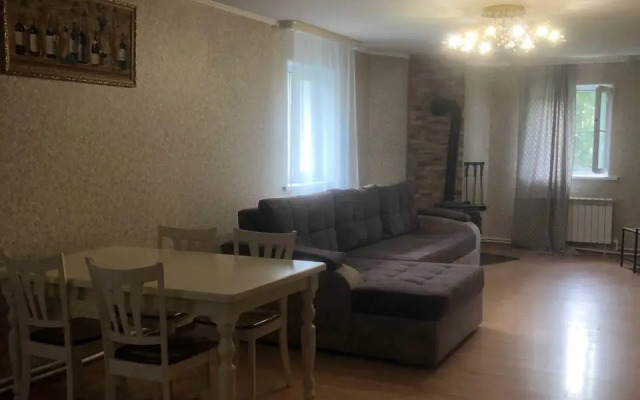 Частный дом Просторный домик