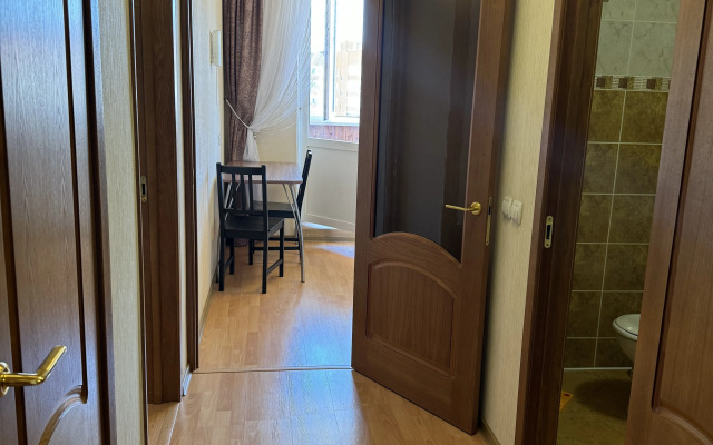 Uyutnaya тa Naberezhnoy Flat