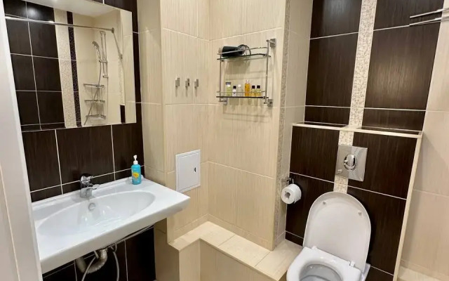 Ady Lebedevoy 47 Flat