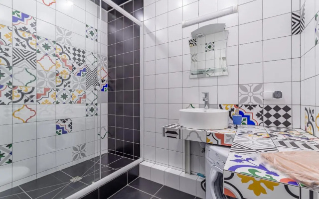 Этажидейли на Тверитина в Алисы в Стране чудес