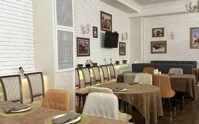 Hotel Tanzharyk