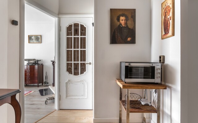 LetYourFlat Pushkin Apartments