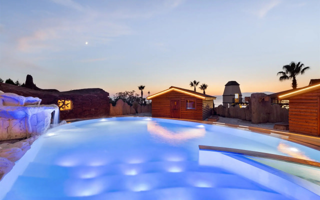 Royal Teos Thermal Resort Clinic & Spa Resort (Halal Hotel)