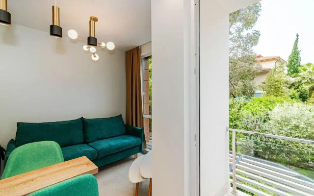 Kasablanka Stilnaya Studiya V Adlere S Basseynom Apartments