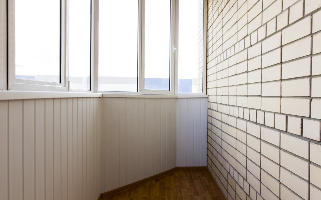 Апартаменты на Мельничной 83к4