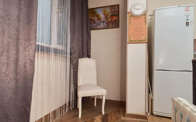 Pl. Yakuba Kolasa Apartments
