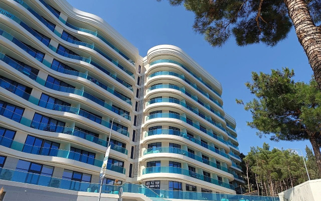 Dvukhurovnevaya Studiya V Skyplaza Apartments