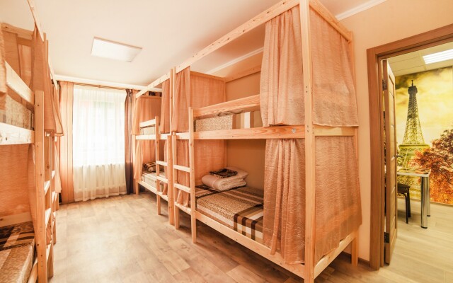 Kristall Hostel