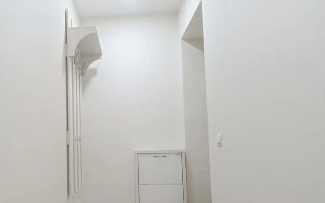 Квартира студия в шаговой доступности от здания МВД