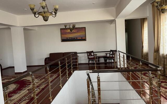 Ark MS Hotel