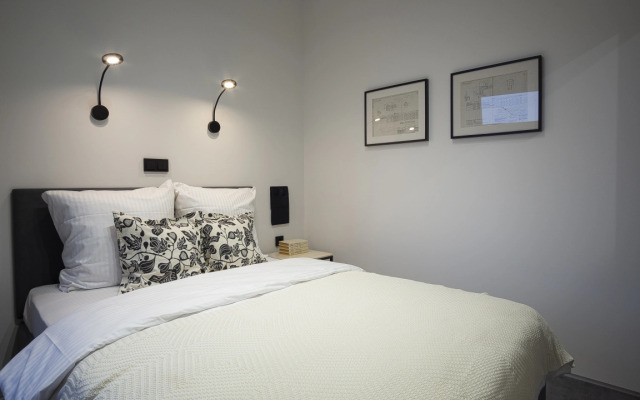 Surkova 20/6 GoldenRing Apartment 2