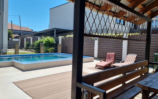 S Basseynom Guest House