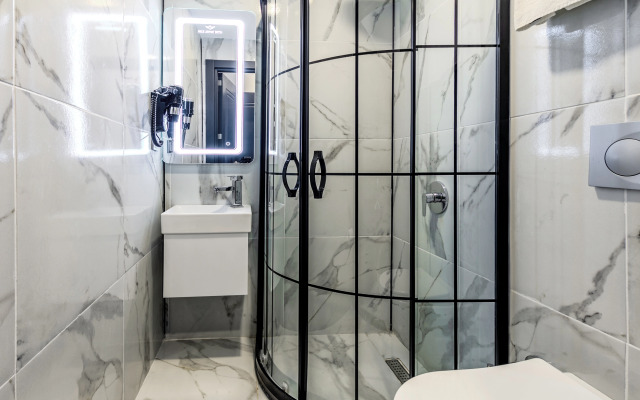 Отель Solin Airport Hotel