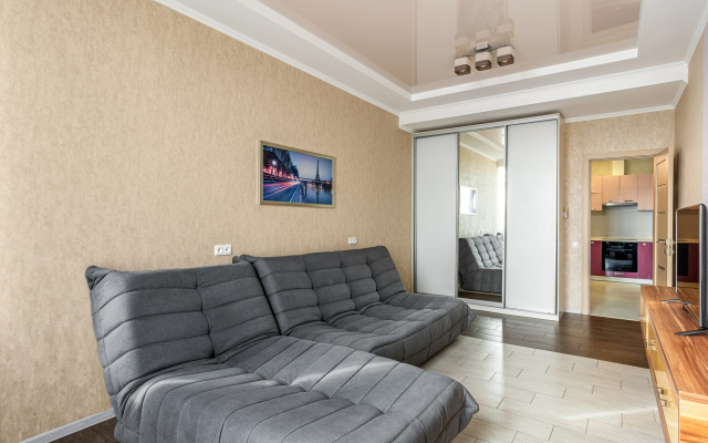 Na Kurortnoy Ulitse 14A Apartments