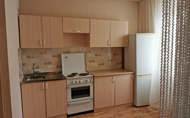 V Parkovom V Tsentre Severo-Zapada Apartment