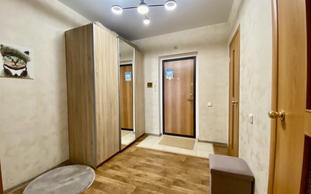 Giacint v Sovremennom Mikrorajone do Centra 15 Minut Flat