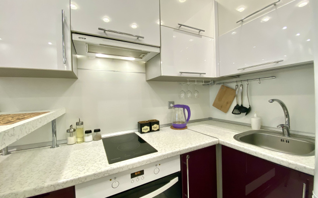 Апартаменты комфорт в жилом комплексе "Адмирал"