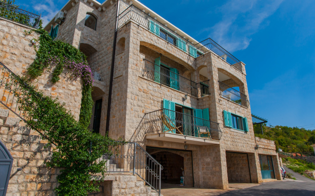 Olive Resort	