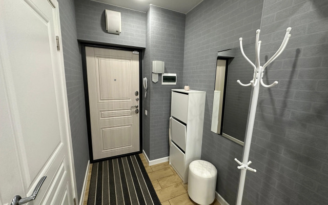 Sovremennaya Studiya Ryadom S Parkom Yunnatov Apartments