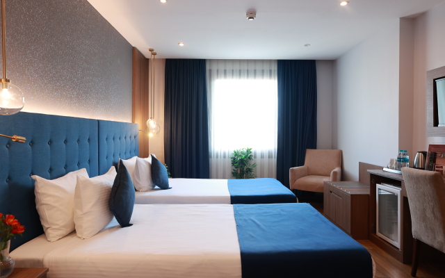 Nova Plaza Crystal Hotel & Spa