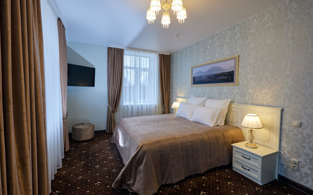 Mini-Hotel Kompleksa "Russkij Par"