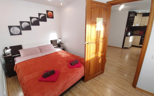 Квартира Двухкомнатная на Площади Пять Углов