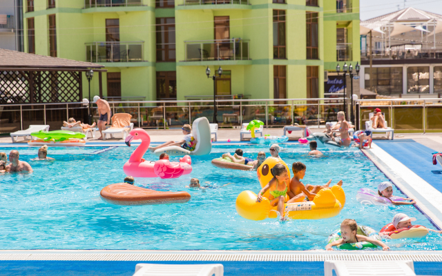 Relax Hotel