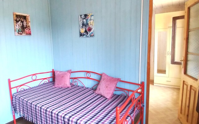 U Rechki 2 Guest House