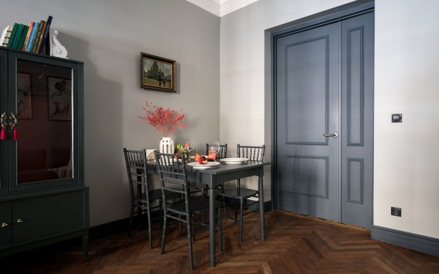 Апартаменты Двухкомнатные с Лепниной