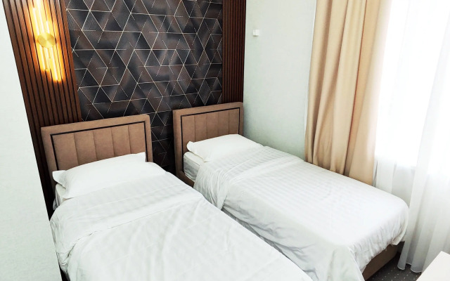 Cozy Hotel