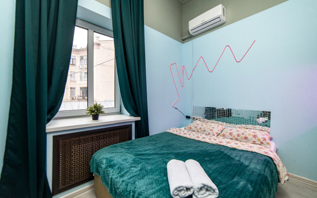 Апартаменты Жуковского 1/2/10 с2 (305)