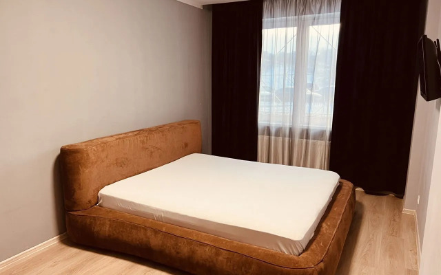 Квартира Двухкомнатная Весенняя 16